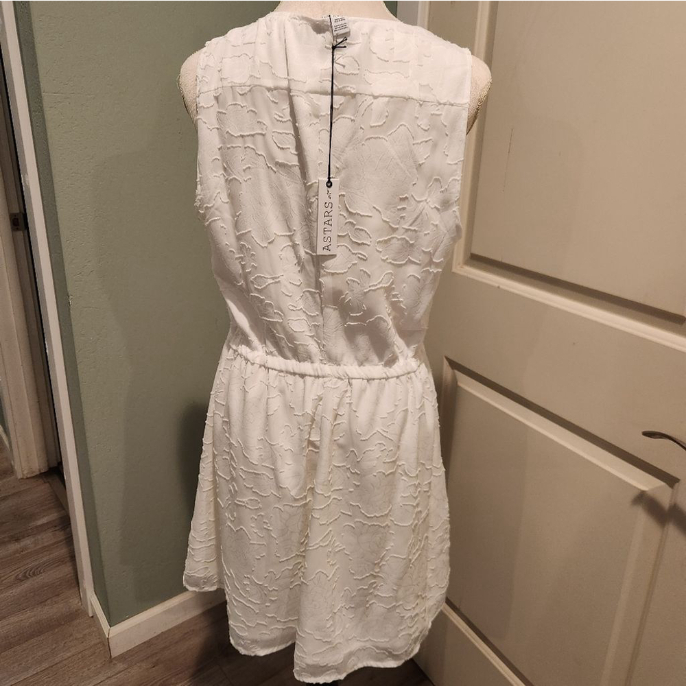 NWT Astars Marquette Dress - Picture 3 of 7
